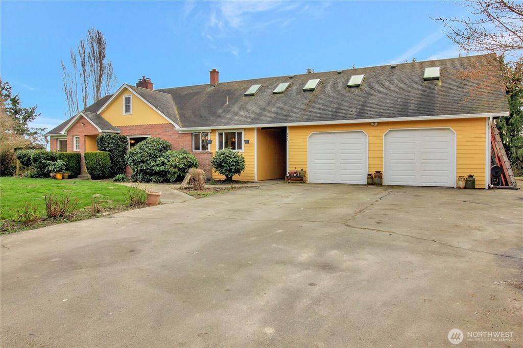 Photo of 8430 Thomle Road, Stanwood, WA 98292 (MLS # 2342204)