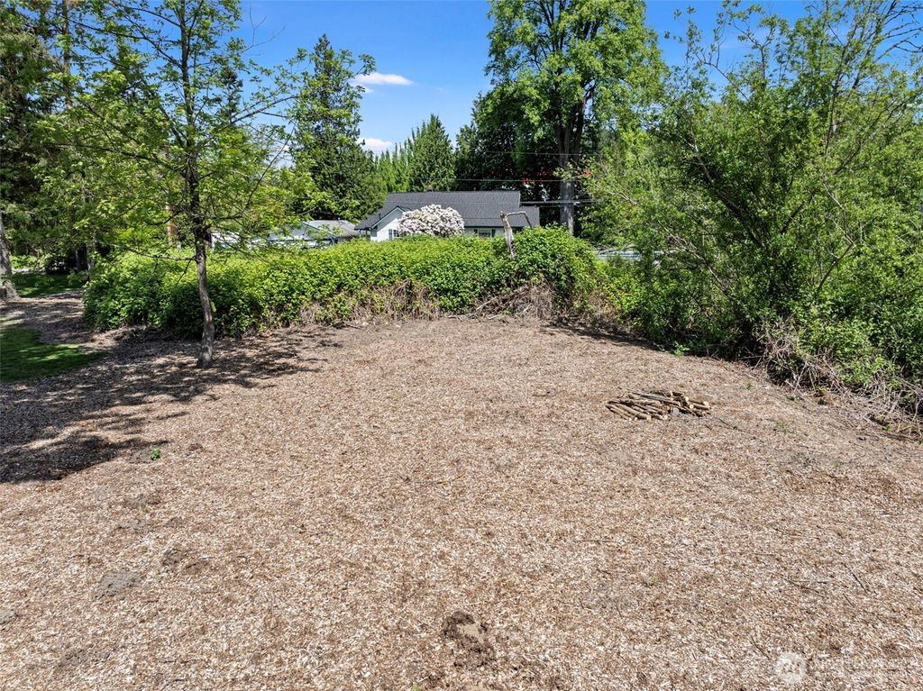 Photo of 0 SE 60th Street, Issaquah, WA 98027 (MLS # 2384639)