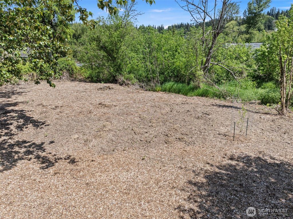 Photo of 0 SE 60th Street, Issaquah, WA 98027 (MLS # 2384639)