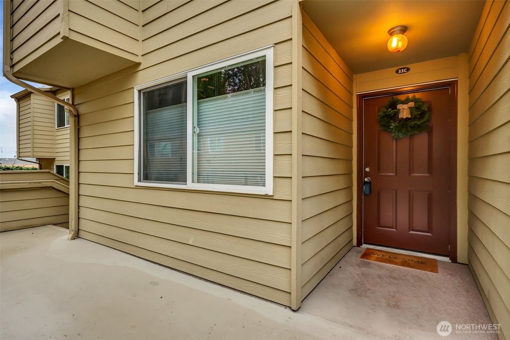 Photo of 2937 76th Avenue SE #33C, Mercer Island, WA 98040 (MLS # 2457779)