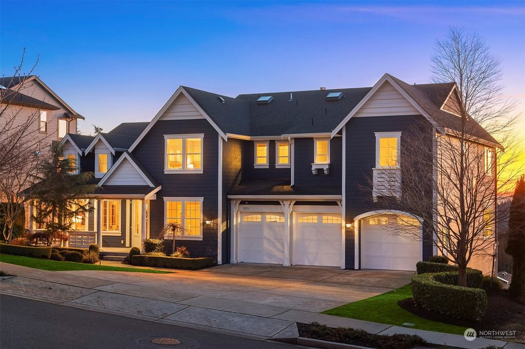 Photo of 7271 170th Avenue SE, Bellevue, WA 98006 (MLS # 2314387)