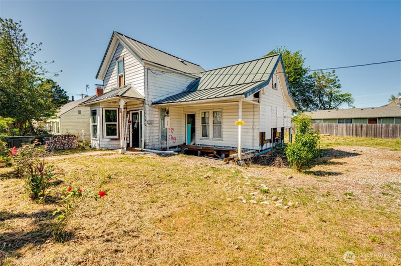 512 Davidson Avenue