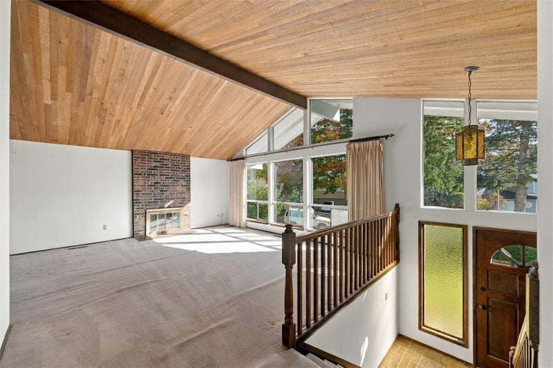3031 Crest Court