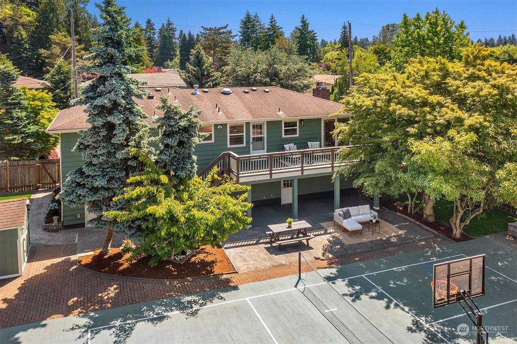 Photo of 17605 Bagley Place N, Shoreline, WA 98133 (MLS # 2077195)