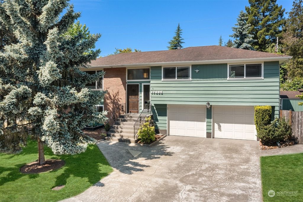 Photo of 17605 Bagley Place N, Shoreline, WA 98133 (MLS # 2077195)