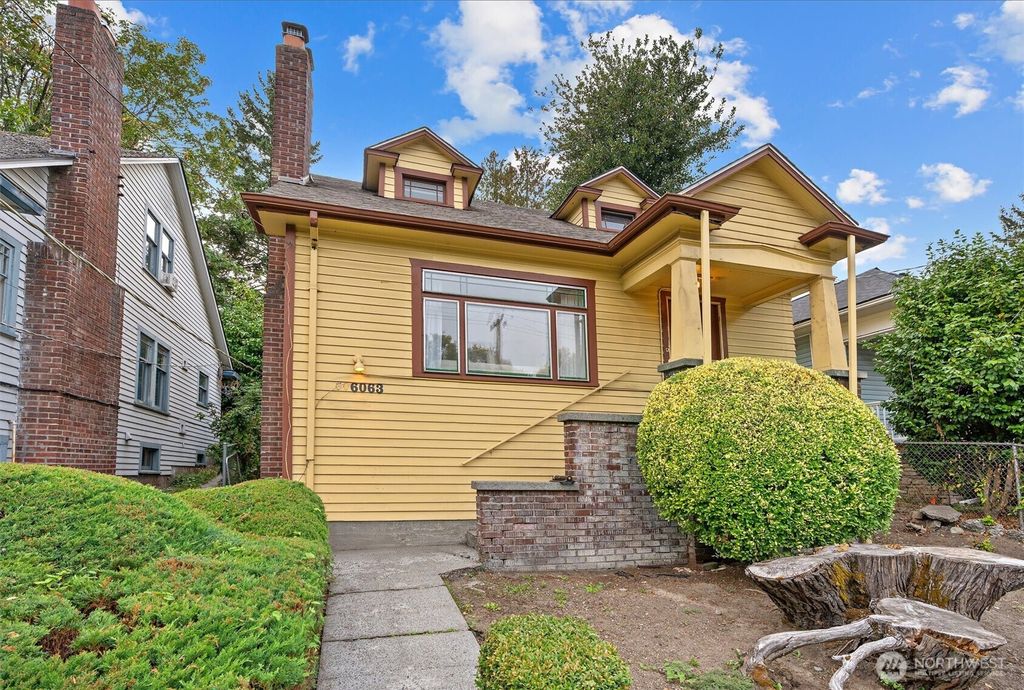 Photo of 6063 6th Avenue NE, Seattle, WA 98115 (MLS # 2438531)