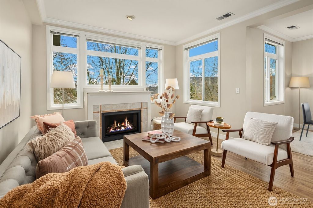 Photo of 122 State Street S #301E, Kirkland, WA 98033 (MLS # 2317504)