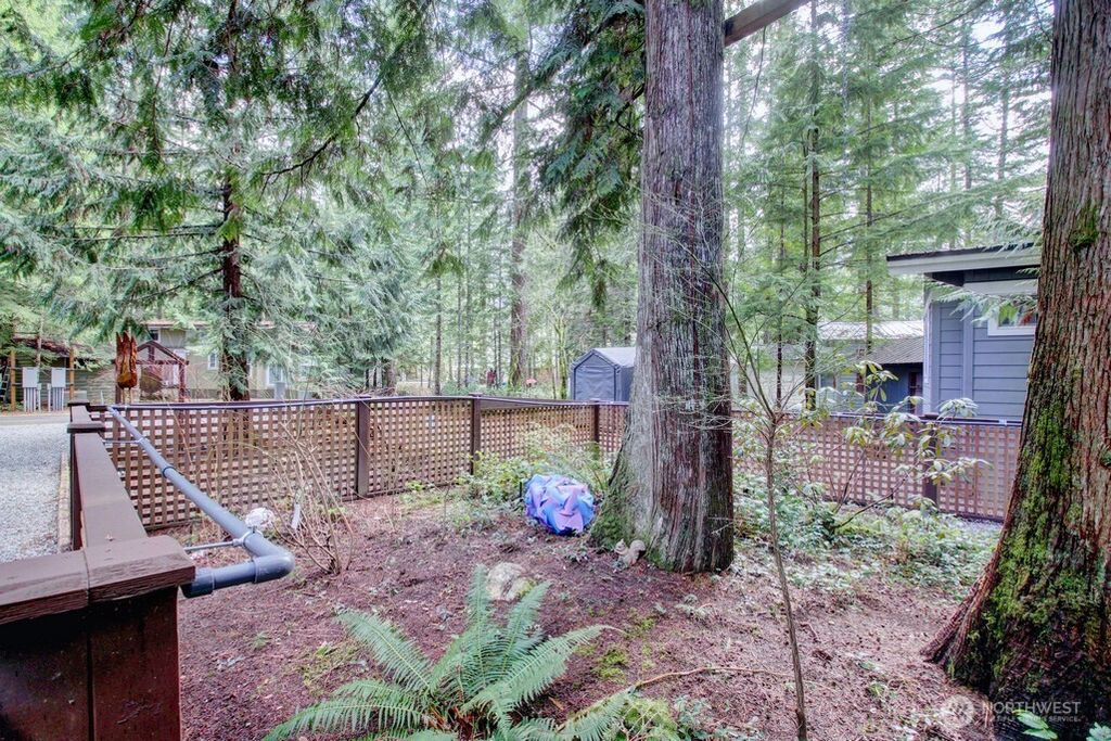 Photo of 10 Riverside Drive, Deming, WA 98244 (MLS # 2517732)