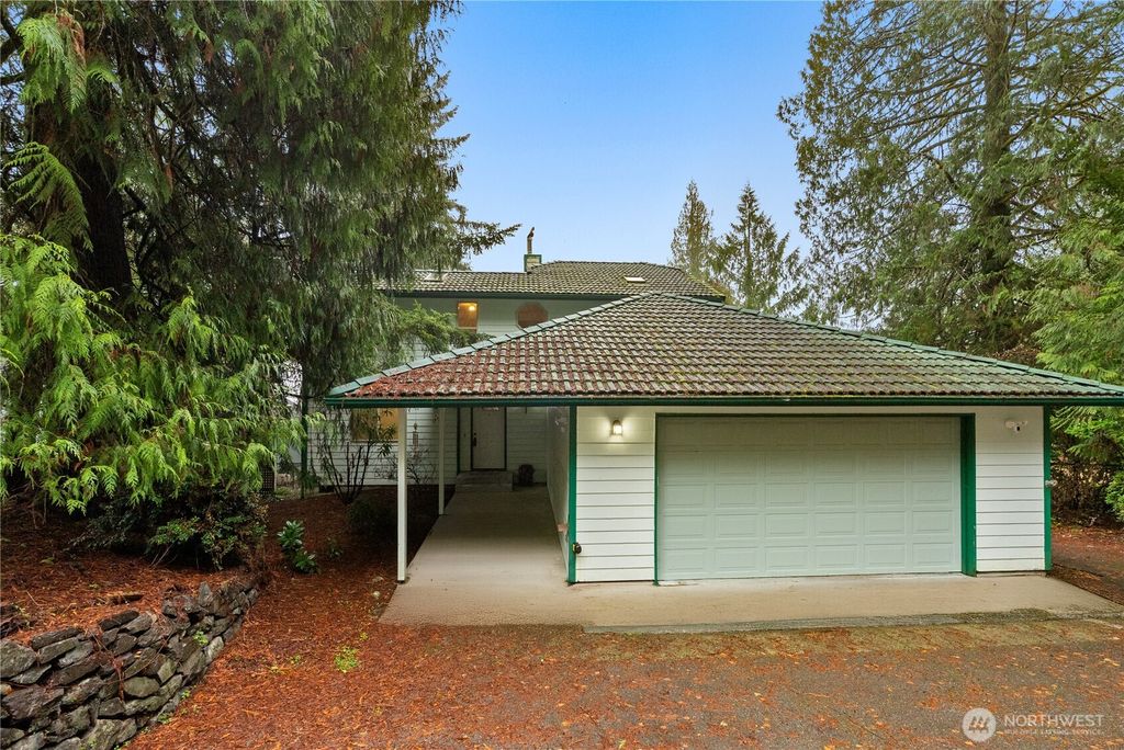 Photo of 250 NE Panther Lake Rd Rd, Bremerton, WA 98312 (MLS # 2461290)