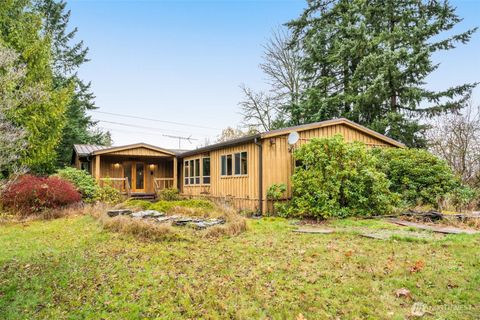 Photo of 28624 168th Avenue SE, Kent, WA 98042 (MLS # 2458518)