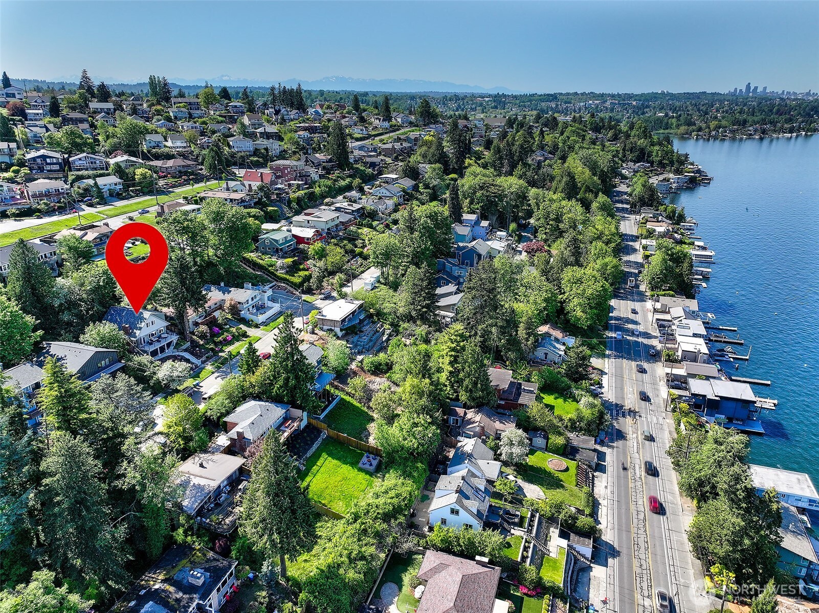 Seattle, Washington 98118, United States, 4 Bedrooms Bedrooms, ,3 BathroomsBathrooms,Residential,Active,125806