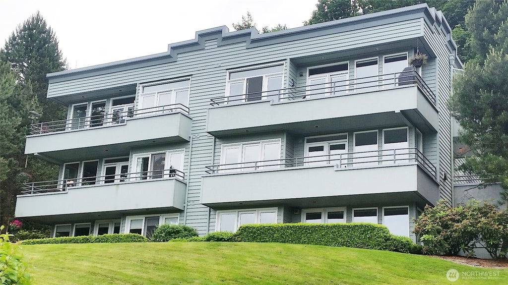 Photo of 2349 SW Harbor Avenue SW #101, Seattle, WA 98126 (MLS # 2573921)
