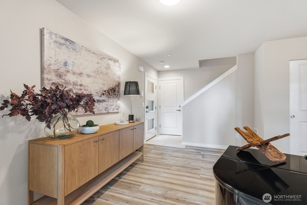 Photo of 16201 Meadow Road #H4, Lynnwood, WA 98087 (MLS # 2492903)