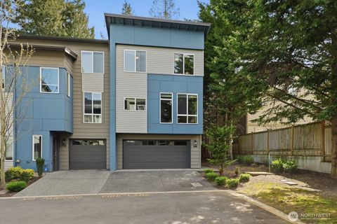 Photo of 16201 Meadow Road #H4, Lynnwood, WA 98087 (MLS # 2492903)