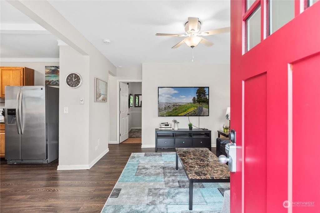 Photo of 6820 Lower Ridge Road, Everett, WA 98203 (MLS # 2065982)