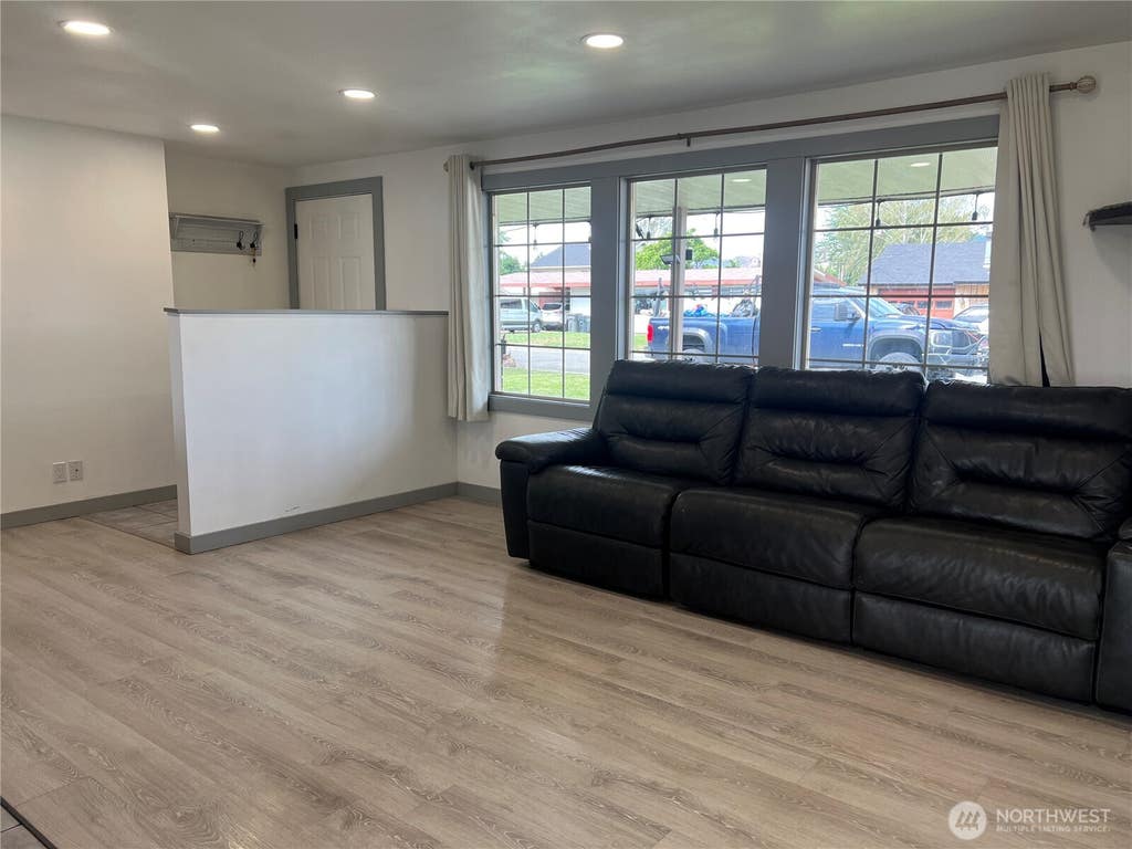 Photo of 612 Skyview Drive, Omak, WA 98841 (MLS # 2547445)