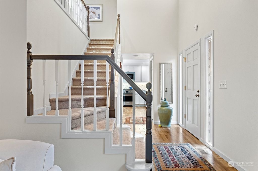 Photo of 14441 SE 61st Street, Bellevue, WA 98006 (MLS # 2214810)