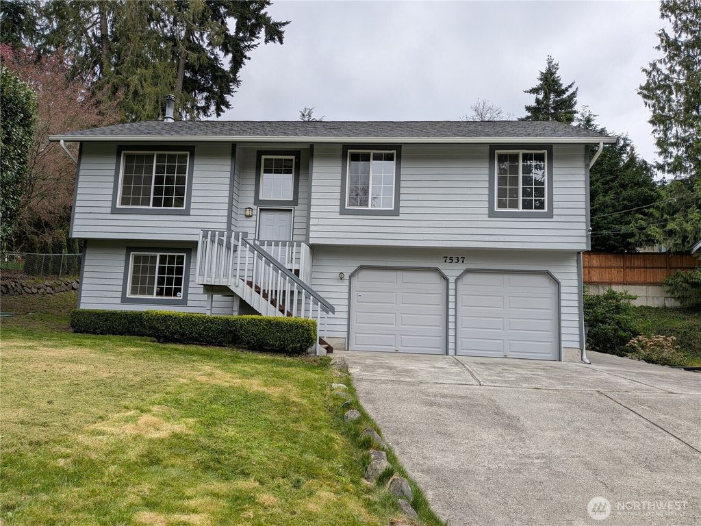 Photo of 7537 NE Beachwood Avenue, Poulsbo, WA 98370 (MLS # 2500742)
