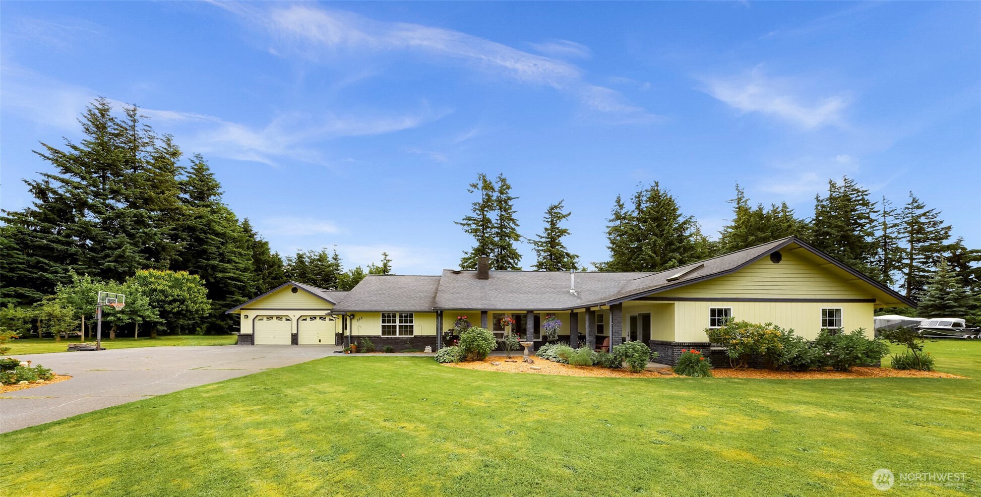 599 Loomis Trail Road