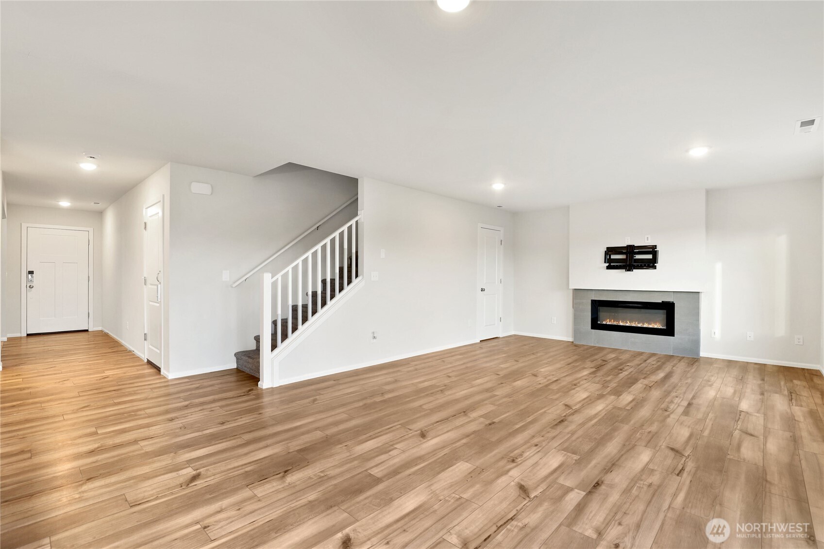 15103 Iverson Loop SE