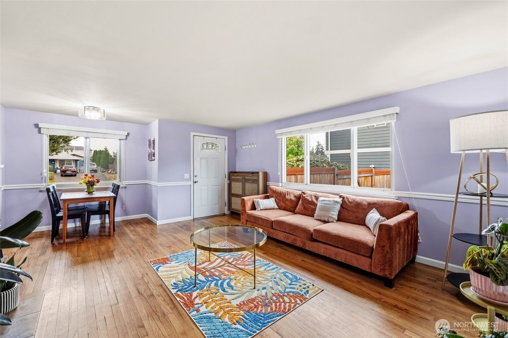 Photo of 1045 S 197th Street, Des Moines, WA 98148 (MLS # 2574720)