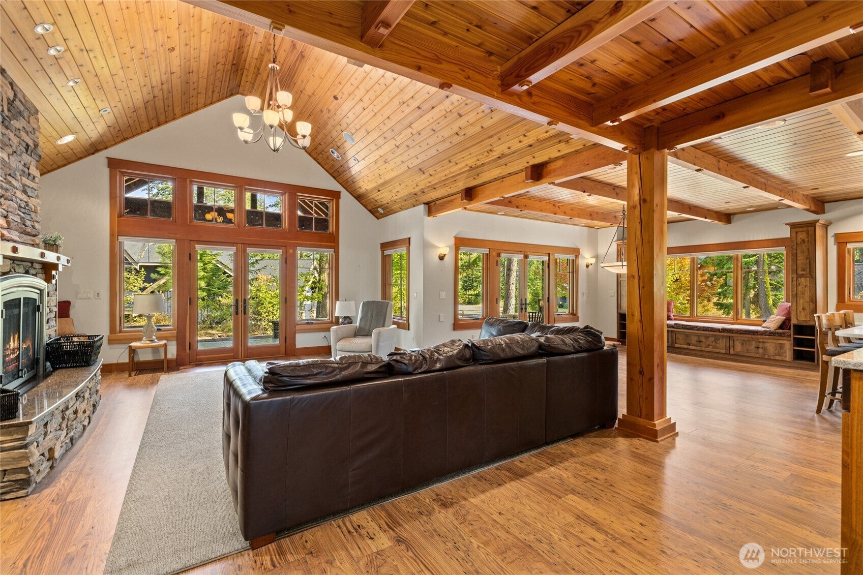 30 Lily Court