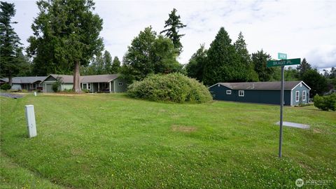 Photo of 123 Skagit Way, Blaine, WA 98230 (MLS # 2398346)