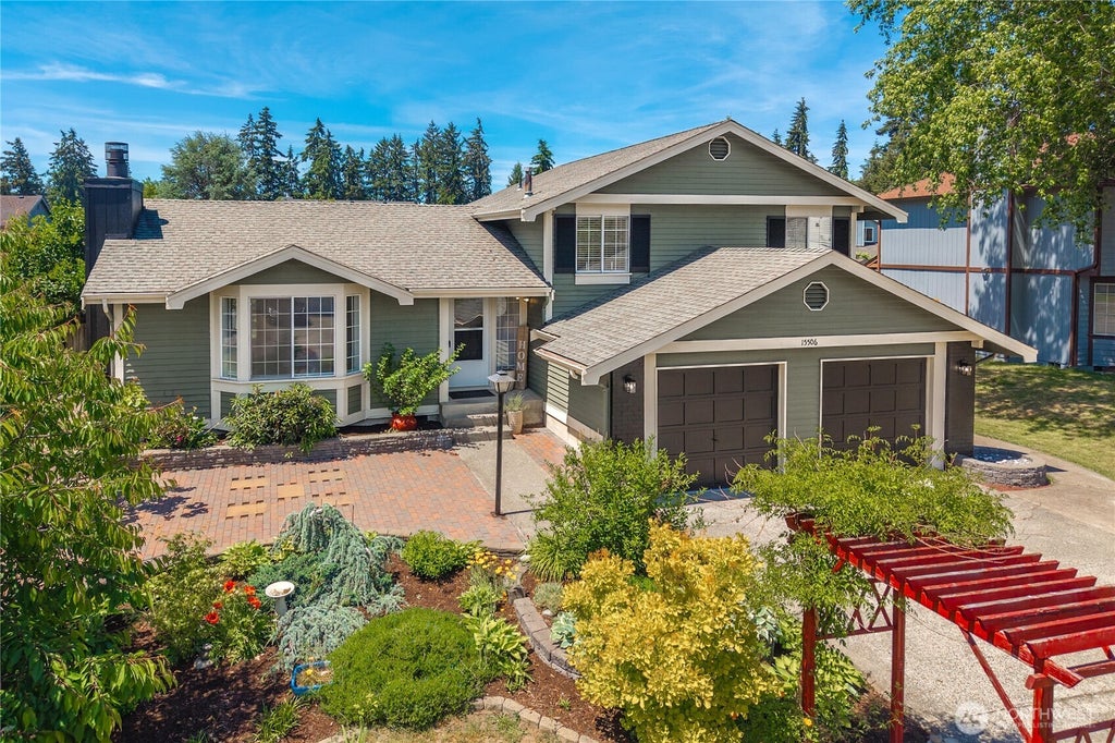 Photo of 15506 20th Avenue Ct E, Tacoma, WA 98445 (MLS # 2533979)