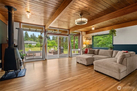 Photo of 12423 Lake City Boulevard, Lakewood, WA 98498 (MLS # 2535707)