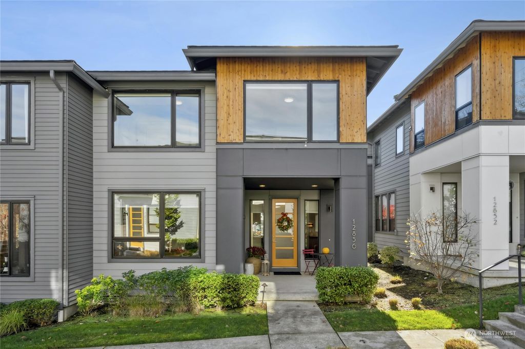 Photo of 12856 SE 75th Lane, Newcastle, WA 98056 (MLS # 2309211)
