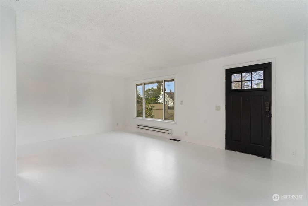 Photo of 14444 11th Avenue SW, Burien, WA 98166 (MLS # 2041566)