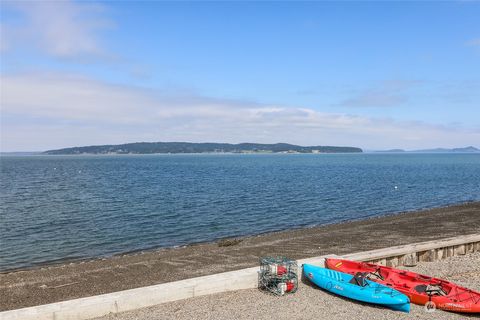 A home in Camano Island