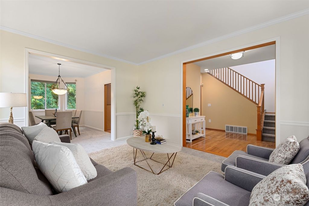 Photo of 27923 NE Quail Creek Drive, Redmond, WA 98053 (MLS # 2158230)