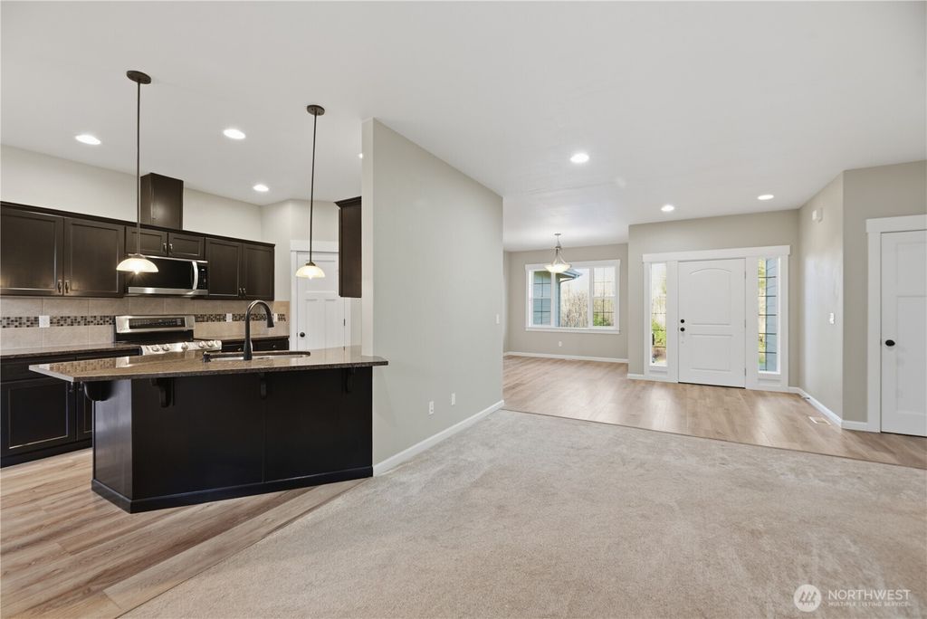 Photo of 1514 162nd Street NW, Marysville, WA 98271 (MLS # 2471551)