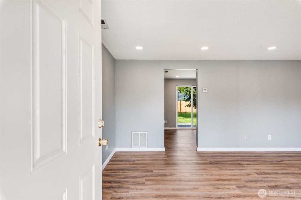 Photo of 4709 101st Street SW, Lakewood, WA 98499 (MLS # 2518139)