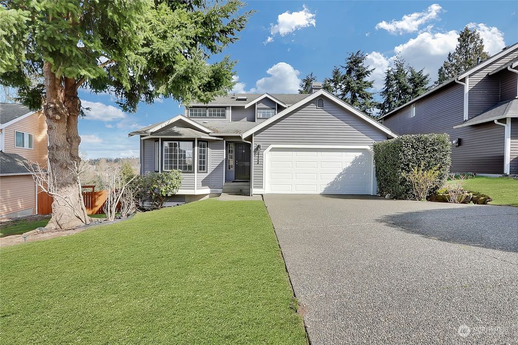 Photo of 27744 23rd ave Ave S, Federal Way, WA 98003 (MLS # 2208674)