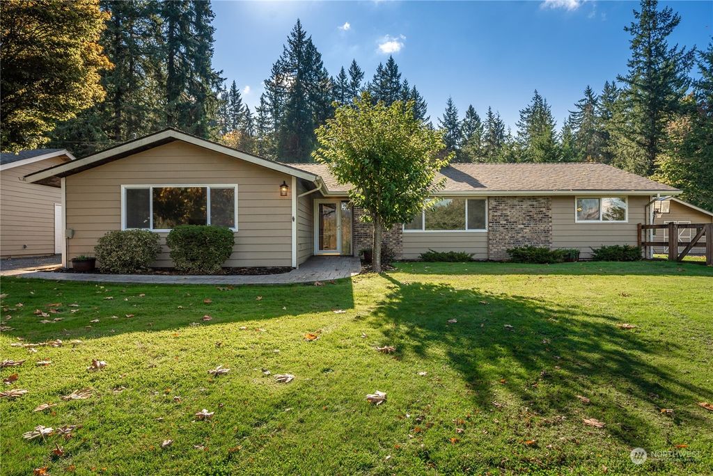 Photo of 21045 254th Place SE, Maple Valley, WA 98038 (MLS # 2176829)