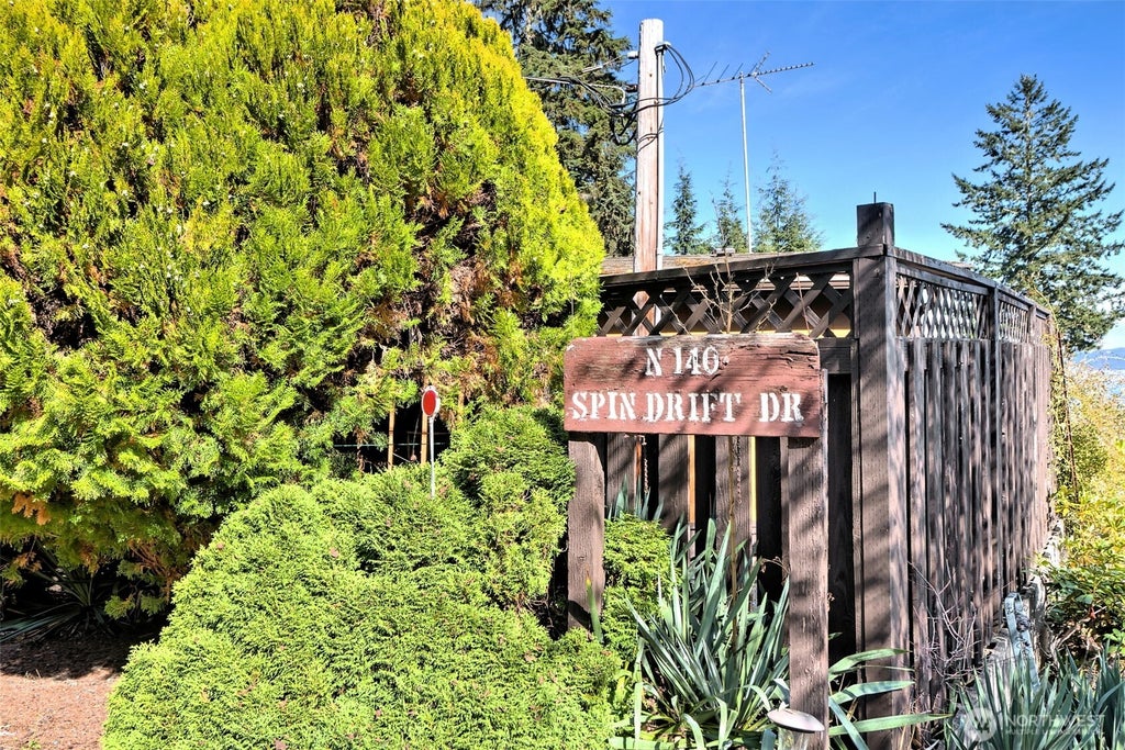 Photo of 140 N Spindrift Drive, Lilliwaup, WA 98555 (MLS # 2591639)