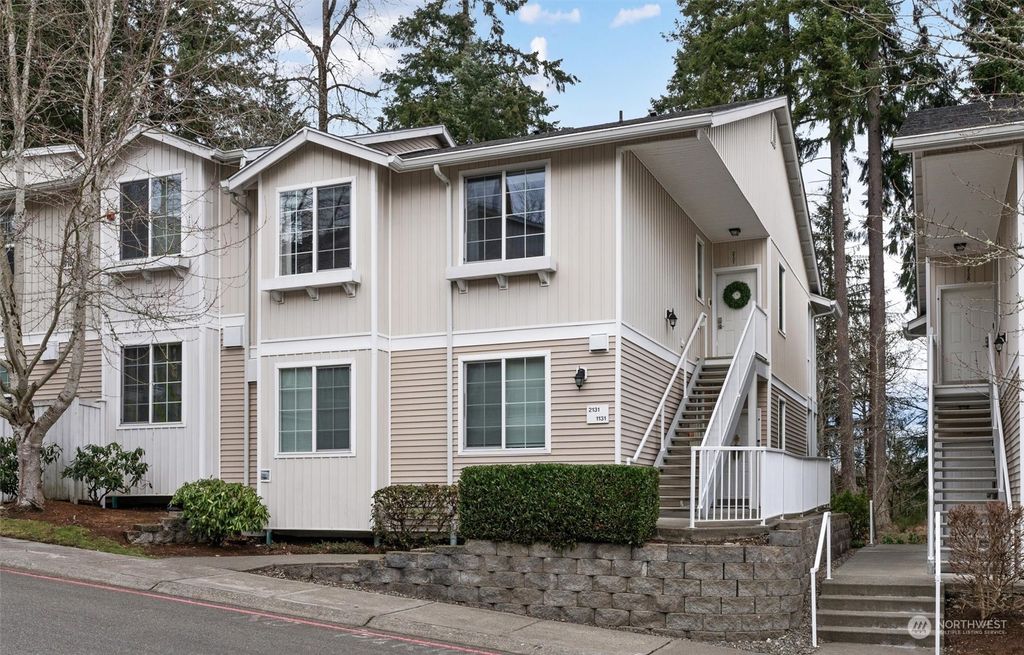 Photo of 2810 SE 8th Street #2131, Renton, WA 98058 (MLS # 2026449)