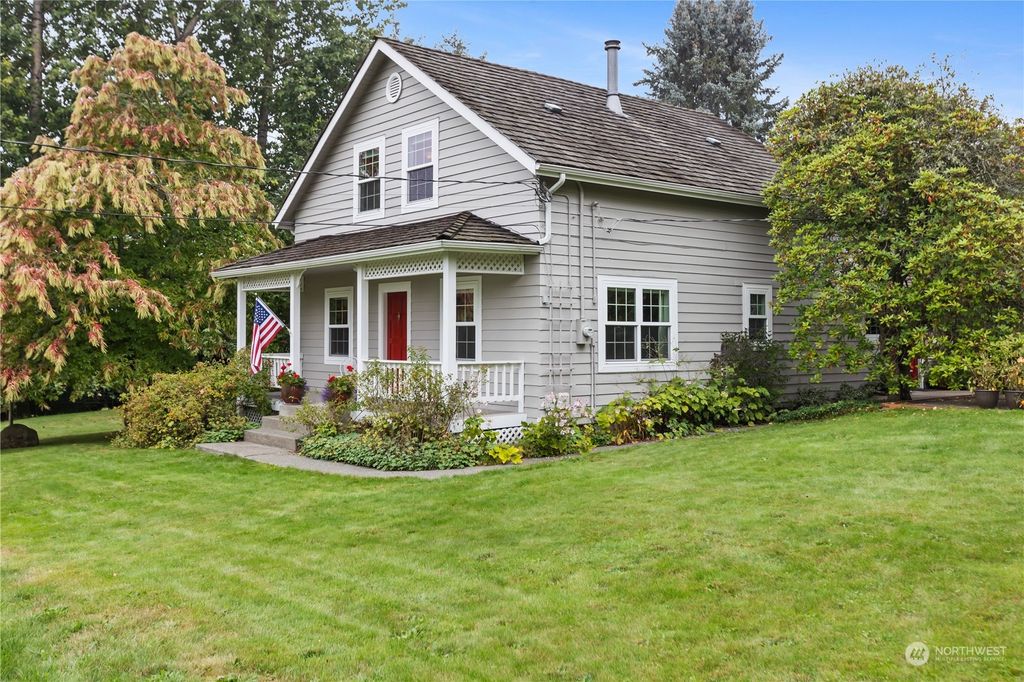 Photo of 29242 SE 208th Street, Maple Valley, WA 98038 (MLS # 2169290)