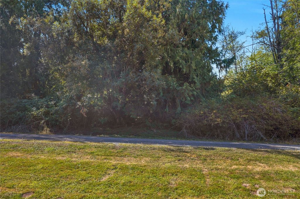 Photo of 608 172nd Street NW, Arlington, WA 98223 (MLS # 2425216)