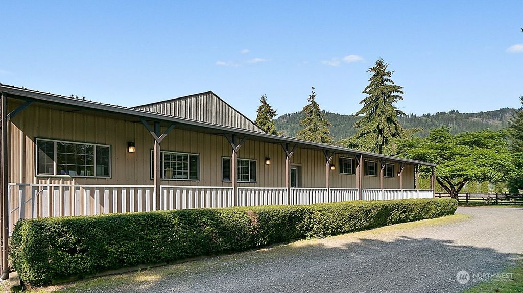 Photo of 24615 131st Avenue NE, Arlington, WA 98223 (MLS # 2070652)