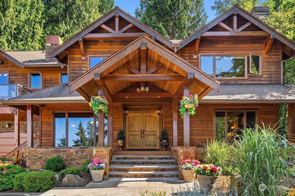 Photo of 2435 Squak Mountain Loop SW, Issaquah, WA 98027 (MLS # 2271170)