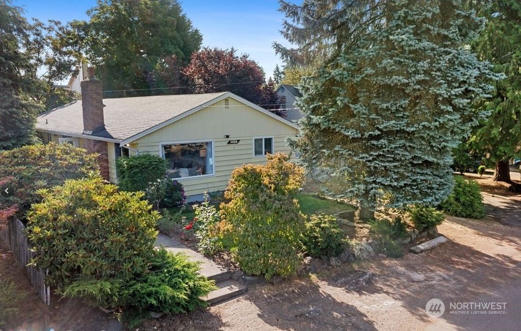 Photo of 14014 Evanston Avenue N, Seattle, WA 98133 (MLS # 2151219)