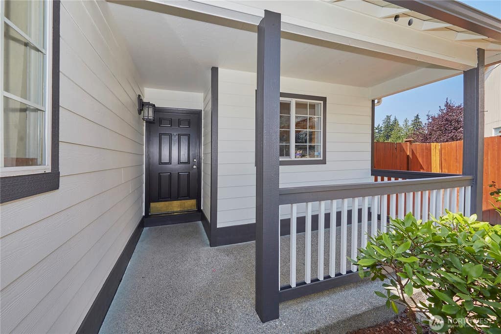 Photo of 6804 E 132nd Street Ct, Puyallup, WA 98373 (MLS # 2566991)