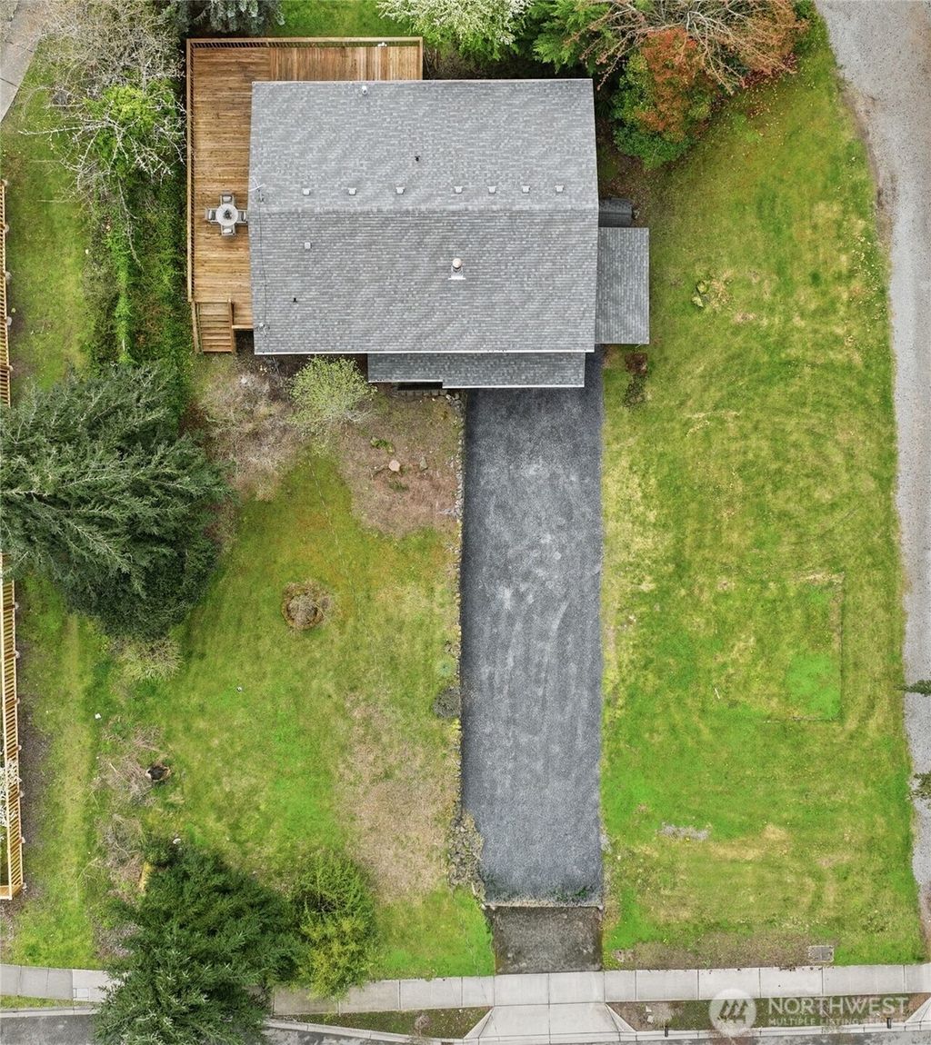 Photo of 11329 Newcastle Way, Newcastle, WA 98056 (MLS # 2505563)