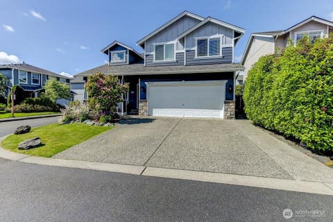 Photo of 1523 151st Street SW, Lynnwood, WA 98087 (MLS # 2487176)