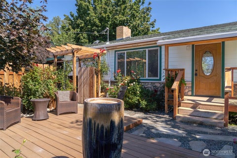Photo of 785 N Jerome Lane, East Wenatchee, WA 98802 (MLS # 2467931)