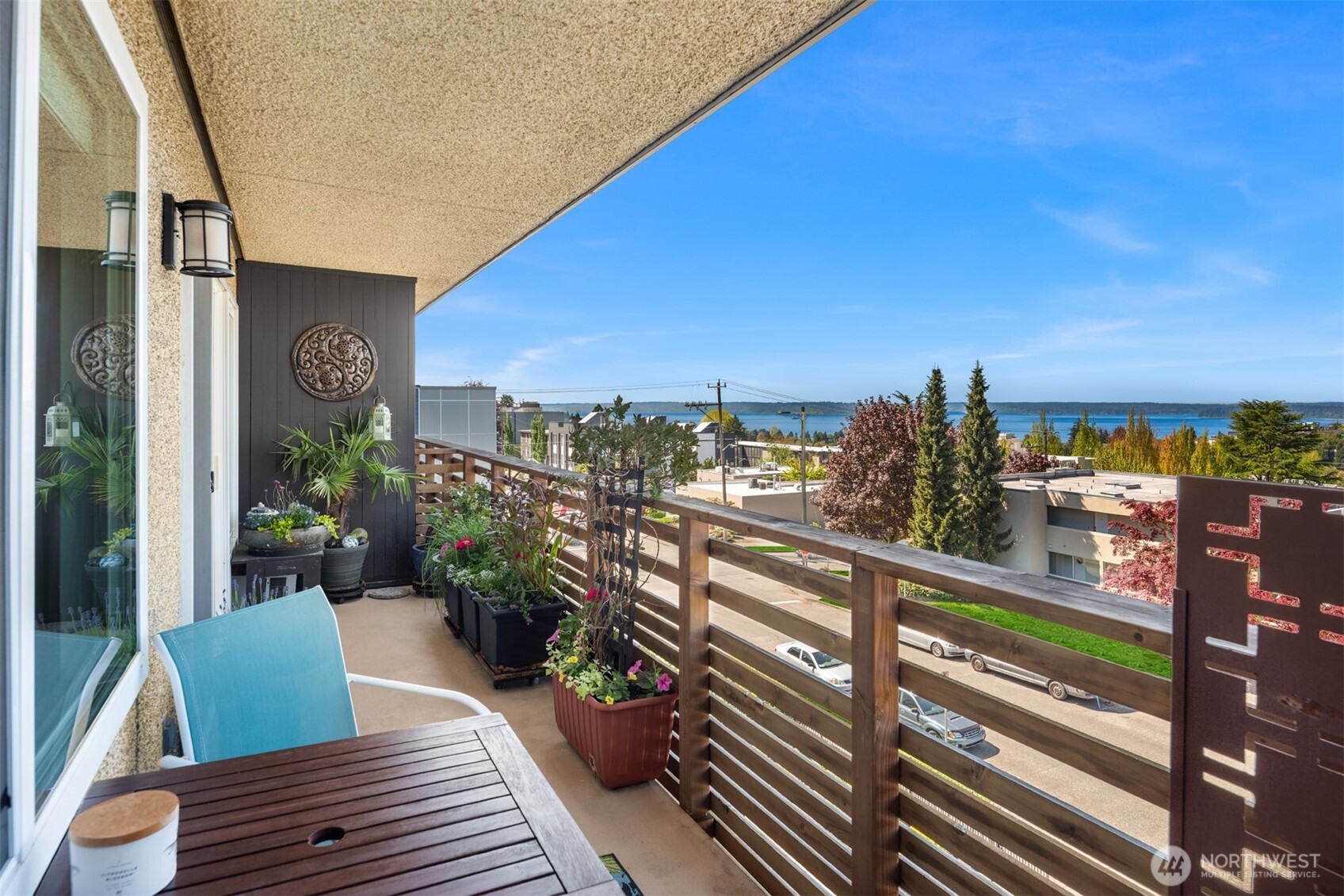 4444 44th Avenue SW 403