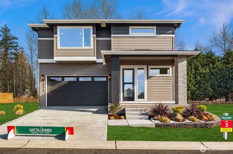 Photo of 19512 116 Place SE, Kent, WA 98031 (MLS # 2441872)